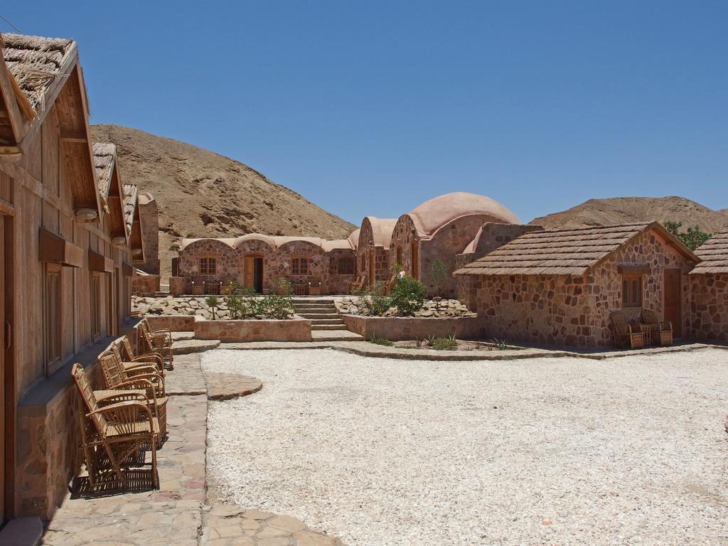 Roots Red Sea Hotel El Qoseir Екстериор снимка
