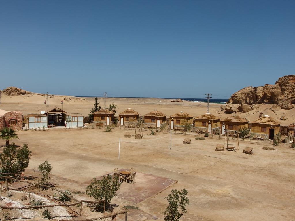 Roots Red Sea Hotel El Qoseir Екстериор снимка