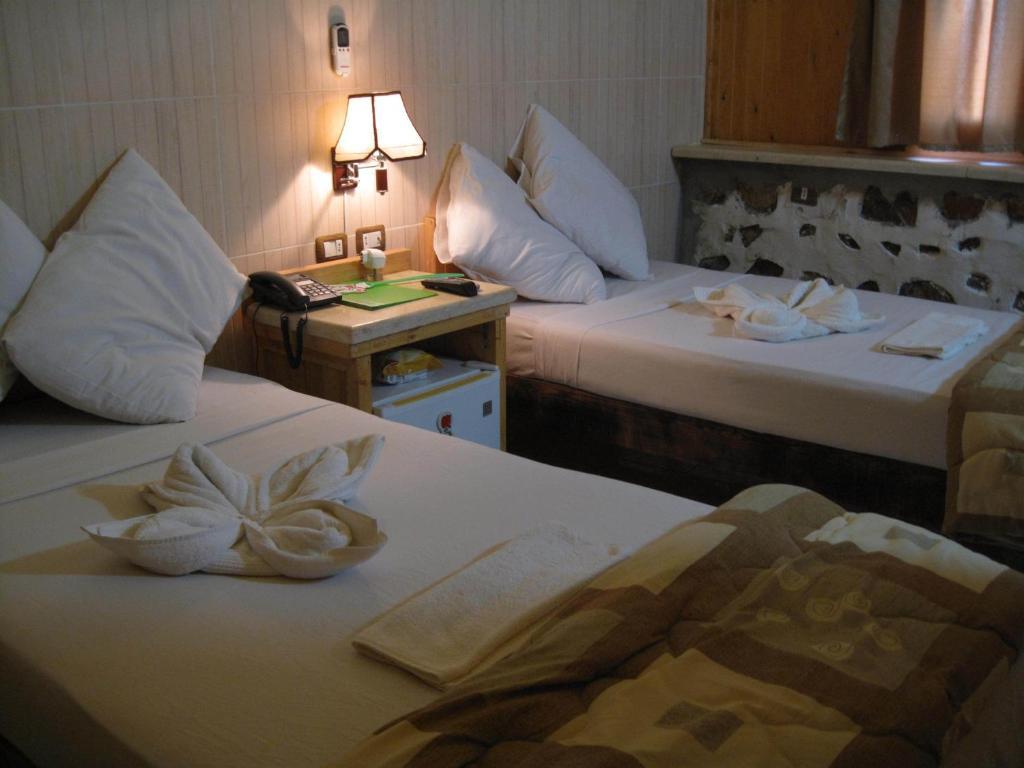 Roots Red Sea Hotel El Qoseir Стая снимка