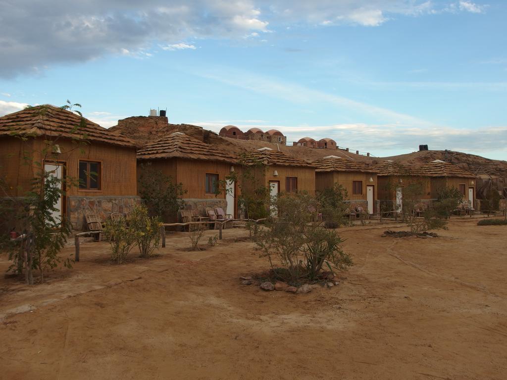 Roots Red Sea Hotel El Qoseir Екстериор снимка