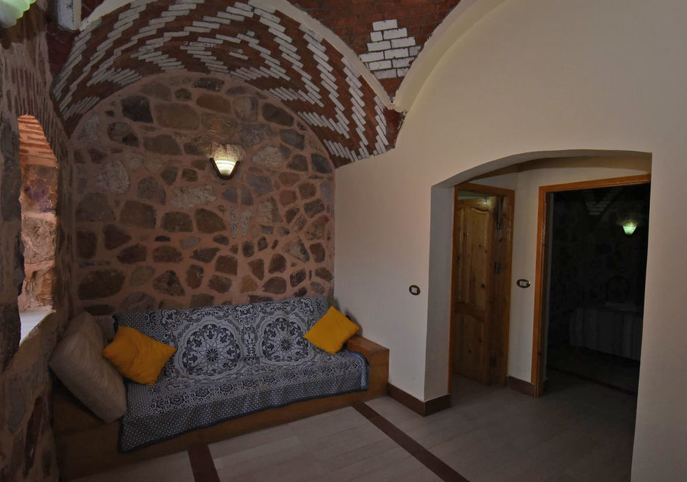 Roots Red Sea Hotel El Qoseir Екстериор снимка